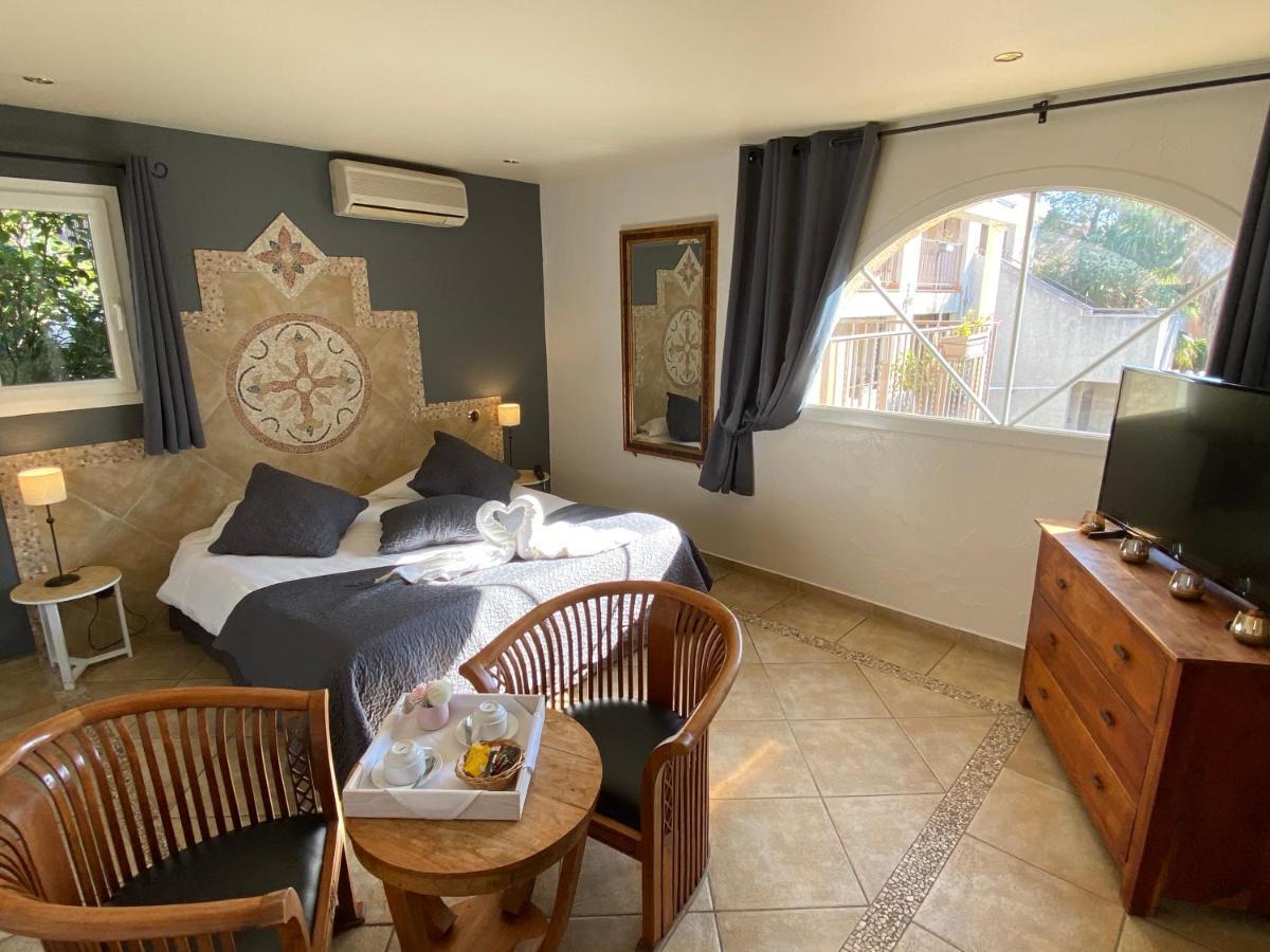 Logis Hotel Les II Mas - Perpignan Sud Cabestany Exterior photo